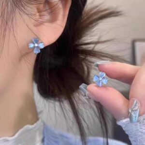 ต่างหูดอกไม้ สไตล์ซอก หรูหรา ราคาไม่แพง เรียบหรู เรียบง่าย คลิปหนีบหูอเนกประสงค์ ระดับไฮเอนด์ เครื่องประดับหูแฟชั่นประณีต สำหรับผู้หญิง|TikTok Shop卖家学习中心